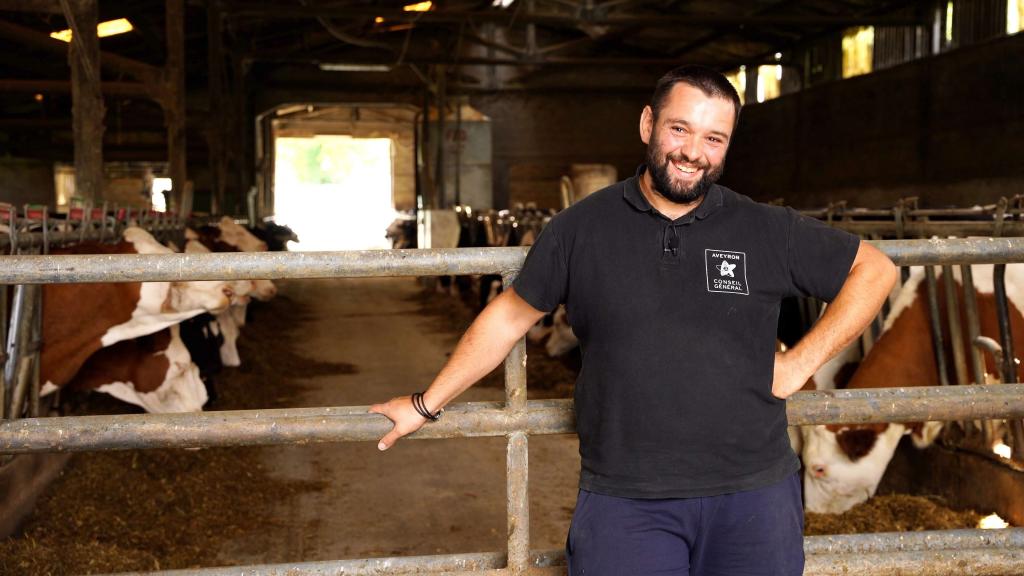 Julien, producteur de lait bio pour le beurre bio c'est qui le patron